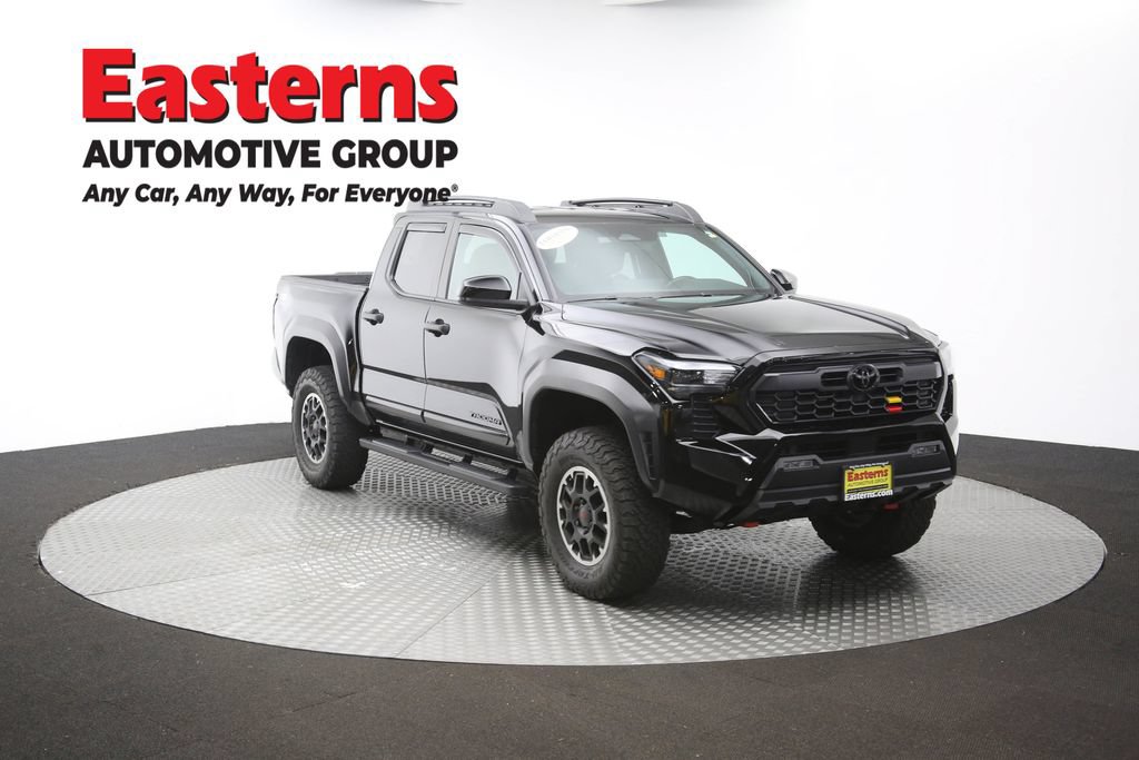Used 2024 Toyota Tacoma TRD Off-Road AWD/4WD image 47