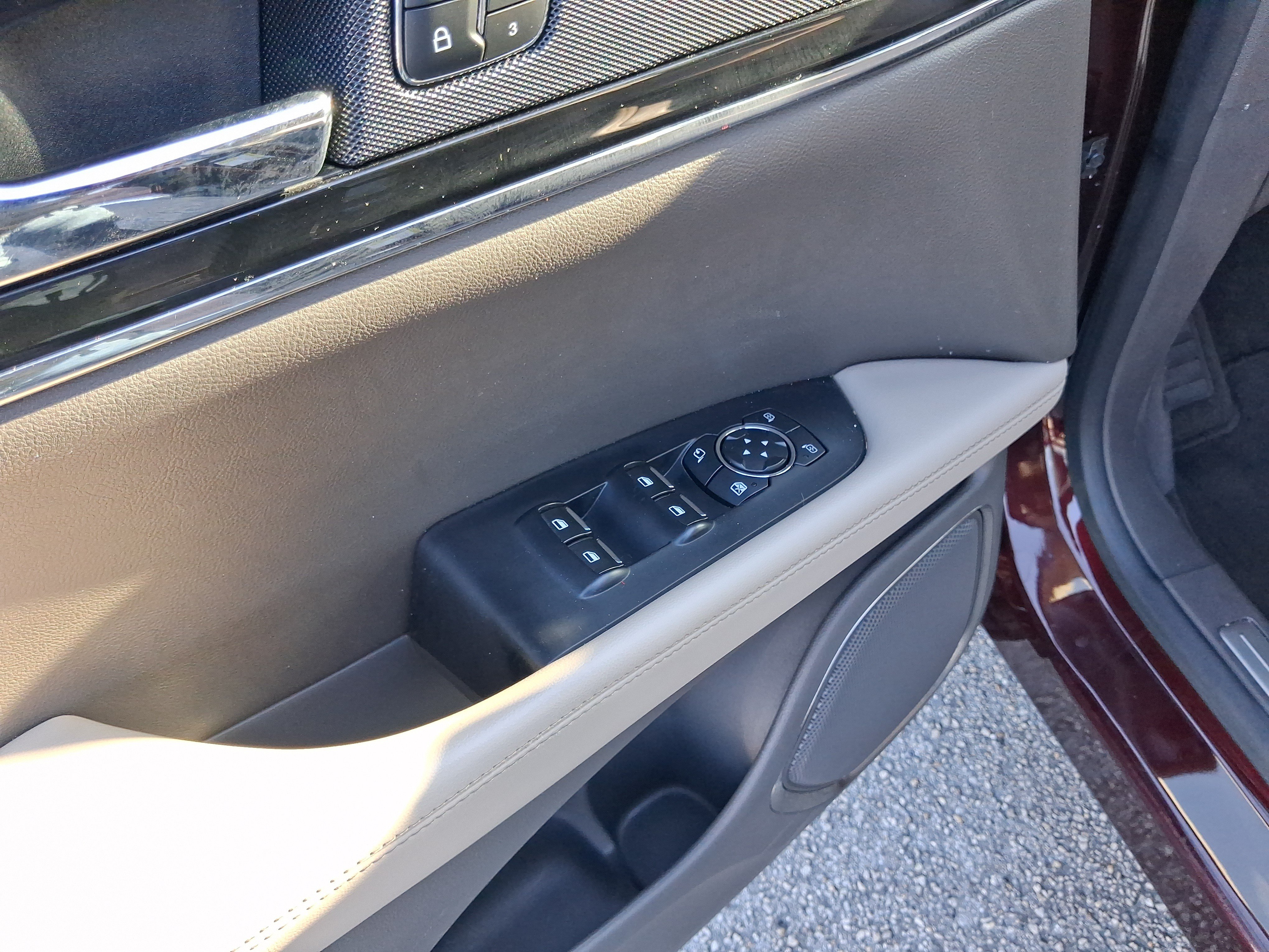 Certified 2022 Lincoln Nautilus FWD w/ Premium Package image 14