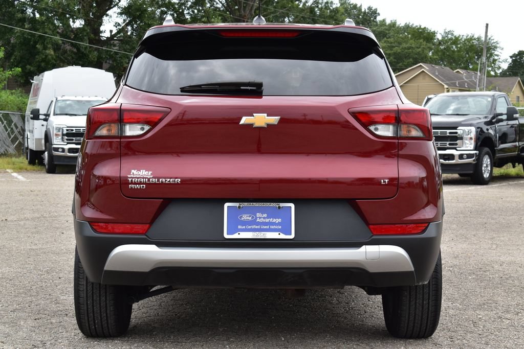 Used 2025 Chevrolet TrailBlazer LT AWD/4WD image 8