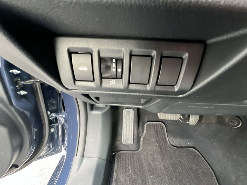 Certified 2025 Subaru Legacy Premium image 17