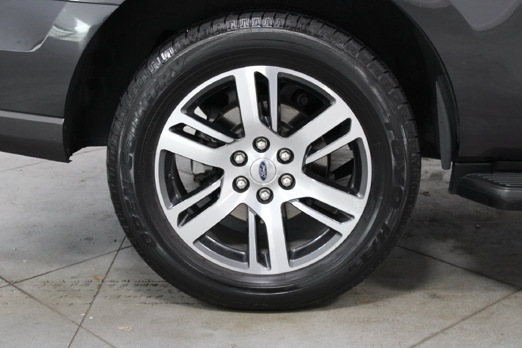 Used 2024 Ford Expedition Limited RWD image 14