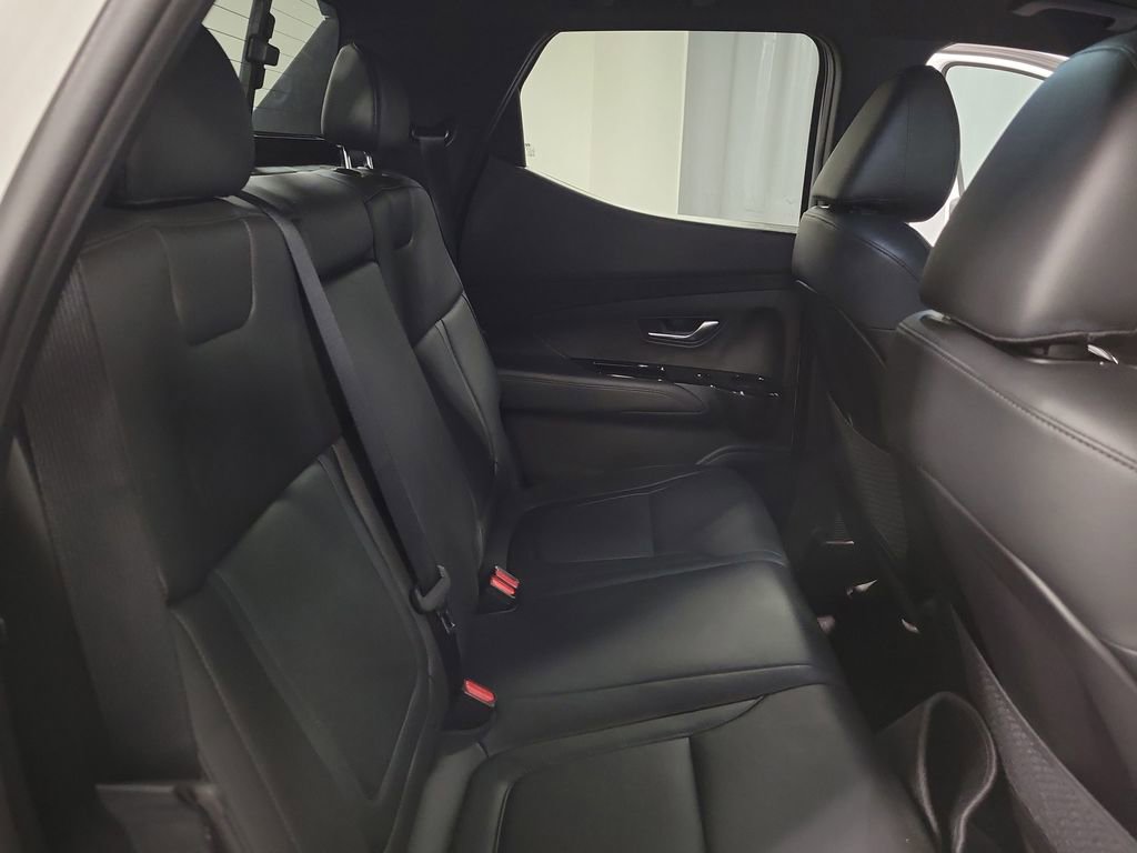 Used 2022 Hyundai Santa Cruz Limited image 25