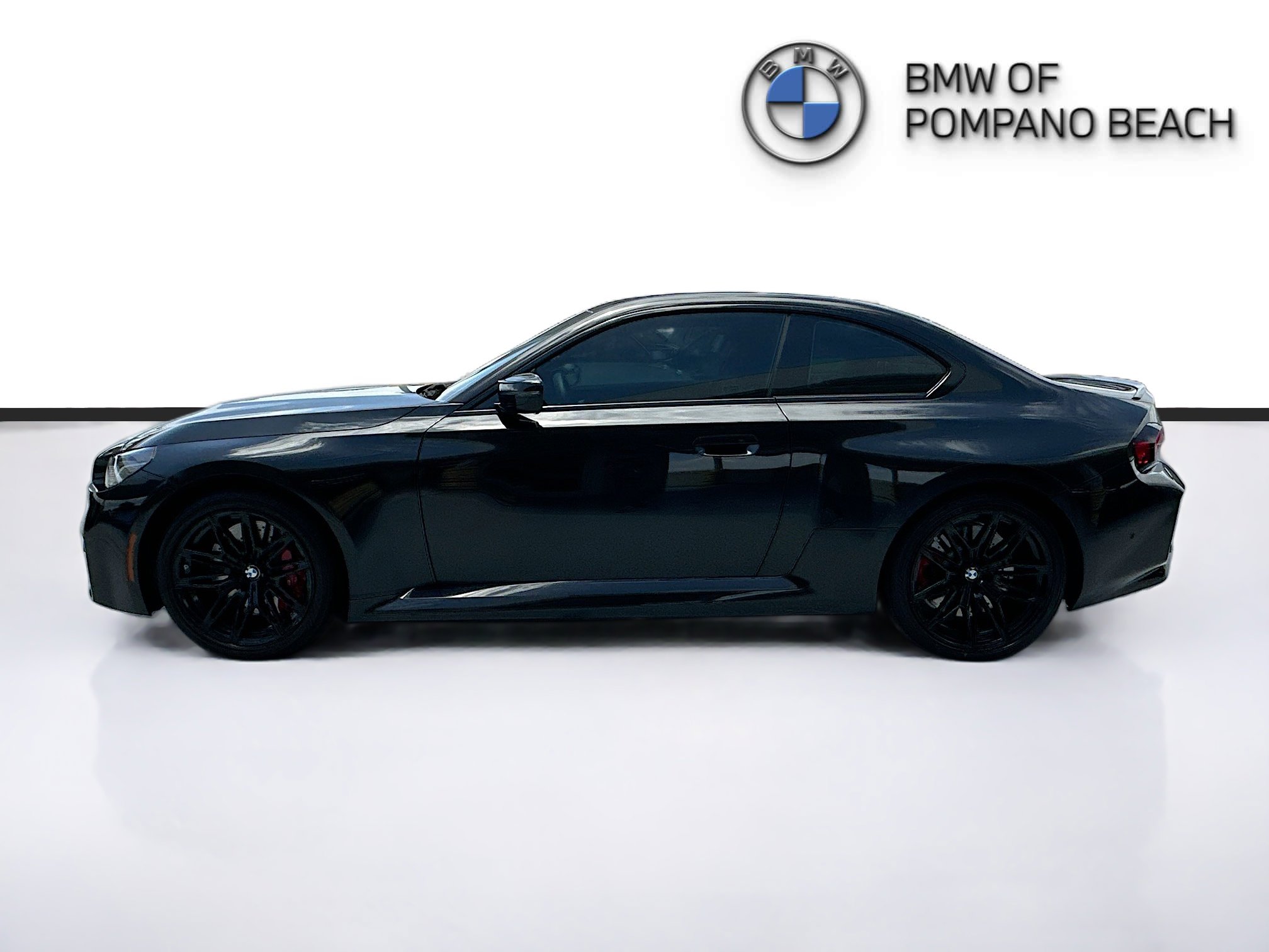 Used 2025 BMW M2 w/ Lighting Package RWD image 4