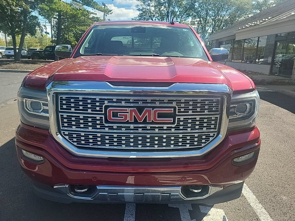 Used 2018 GMC Sierra 1500 Denali w/ Denali Ultimate Package AWD/4WD image 3