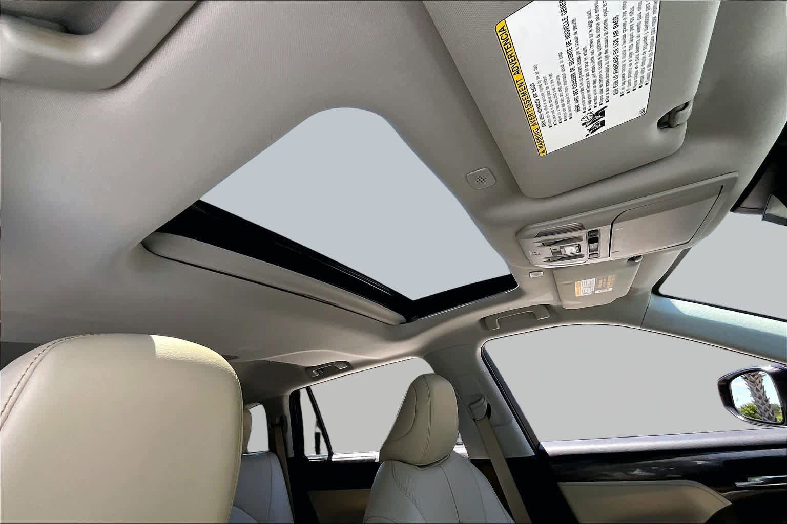 Used 2023 Toyota Highlander Limited FWD image 14
