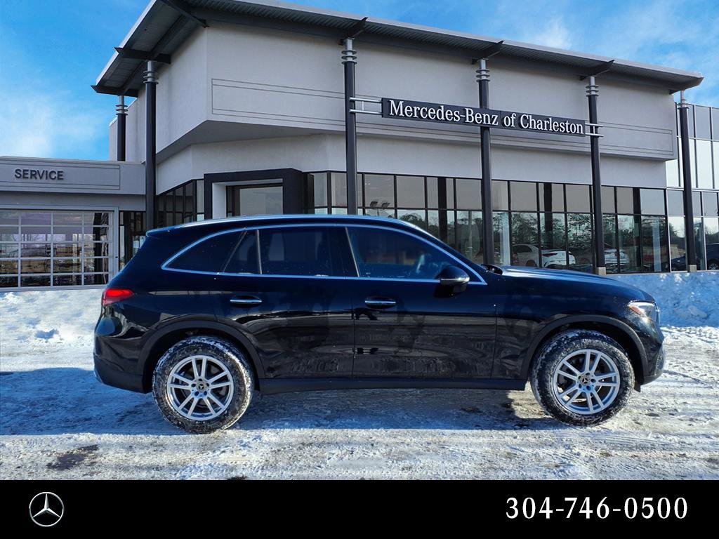 Certified 2023 Mercedes-Benz GLC 300 GLC 300 image 2