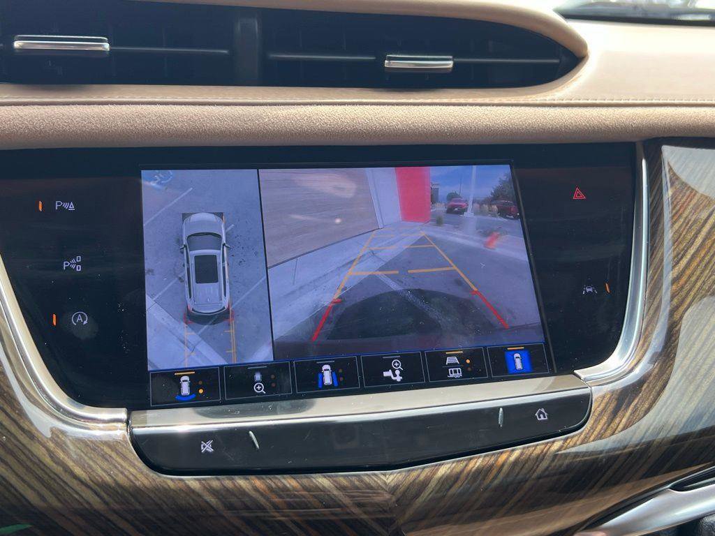 Used 2022 Cadillac XT6 Premium Luxury w/ Platinum Package image 41