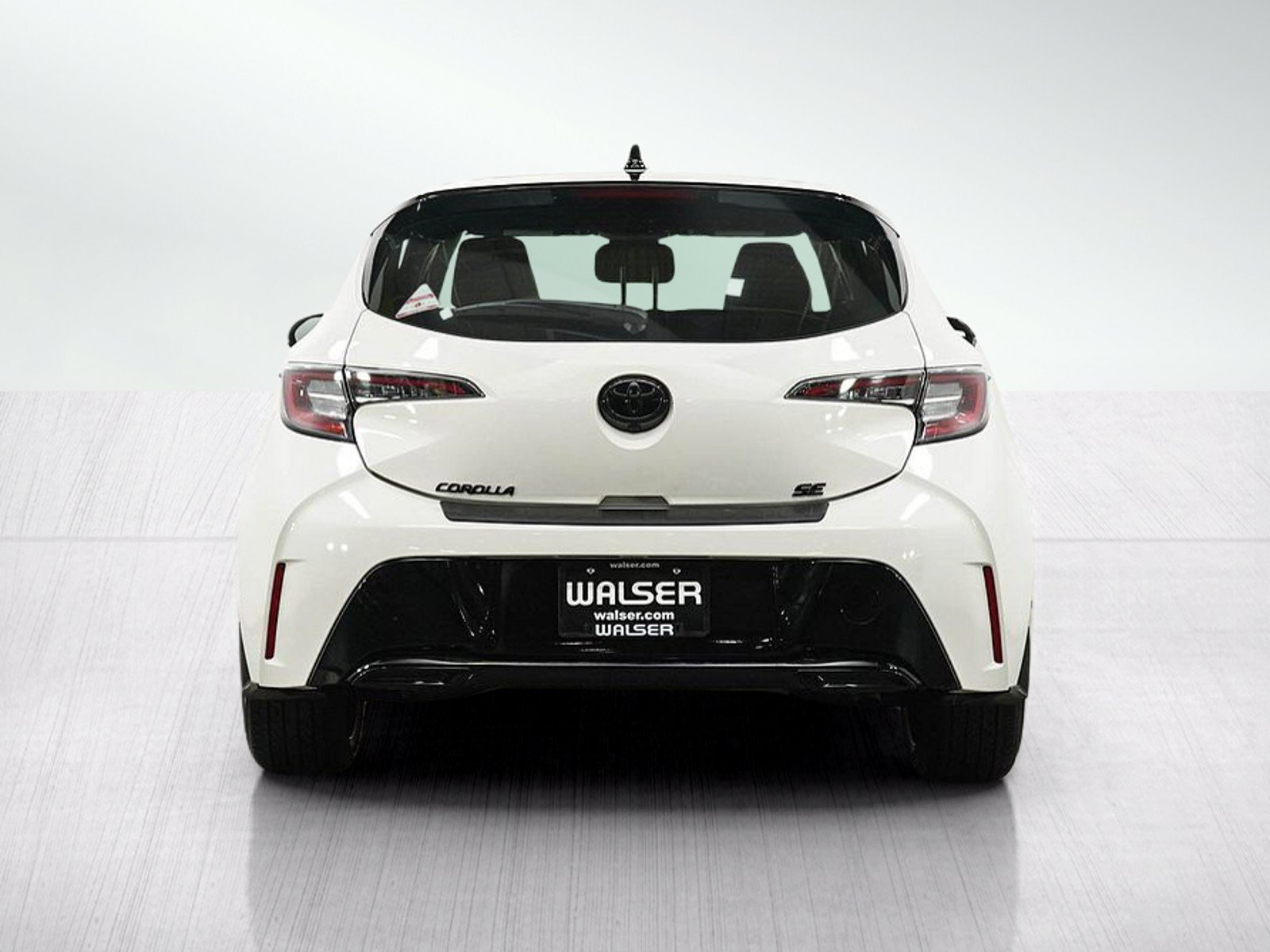 Used 2022 Toyota Corolla SE FWD image 4