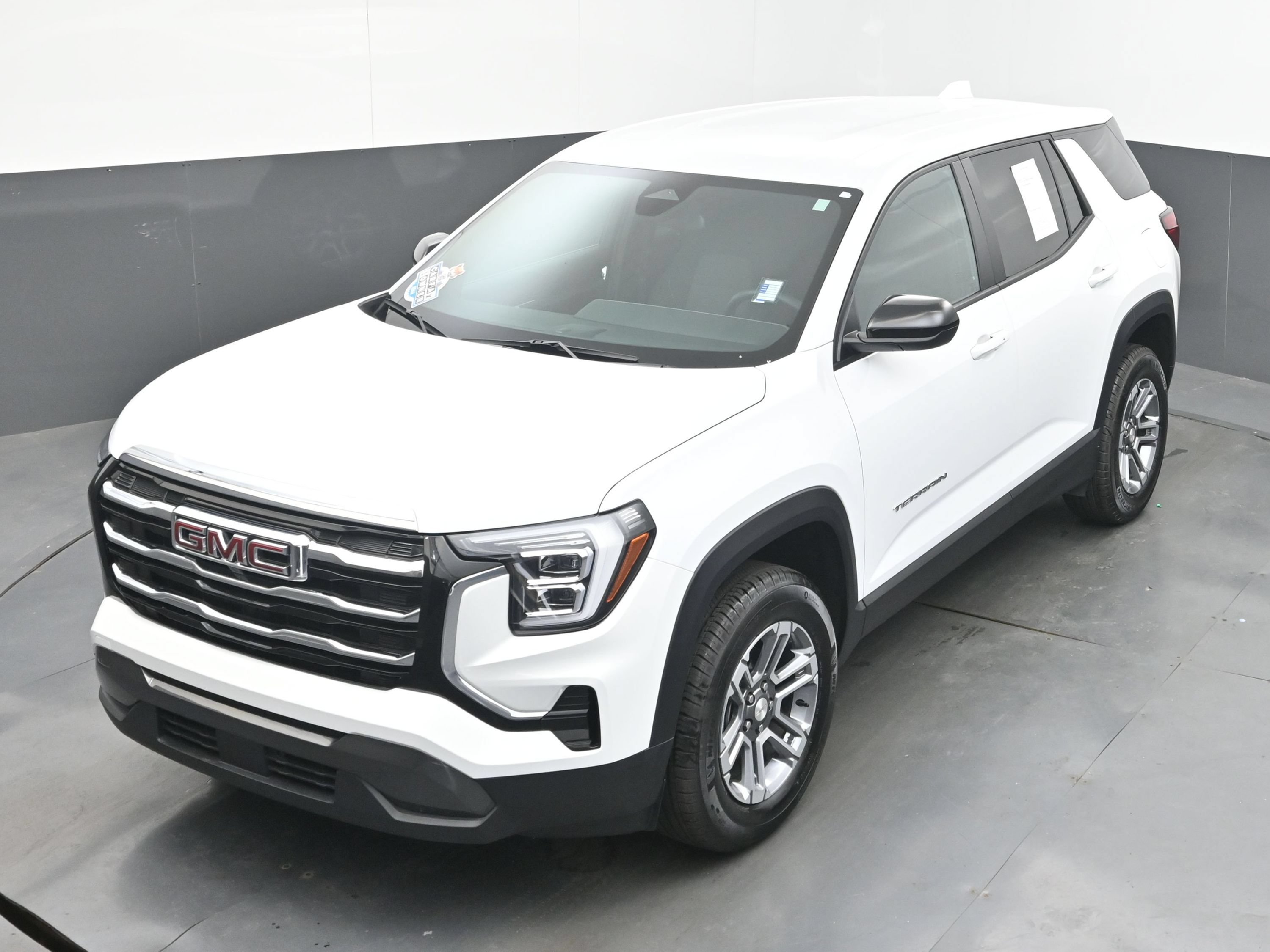 Used 2026 GMC Terrain Elevation FWD image 38