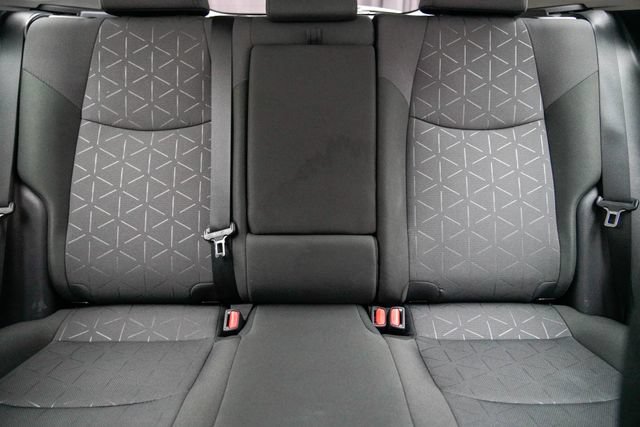Used 2025 Toyota RAV4 XLE AWD/4WD image 17