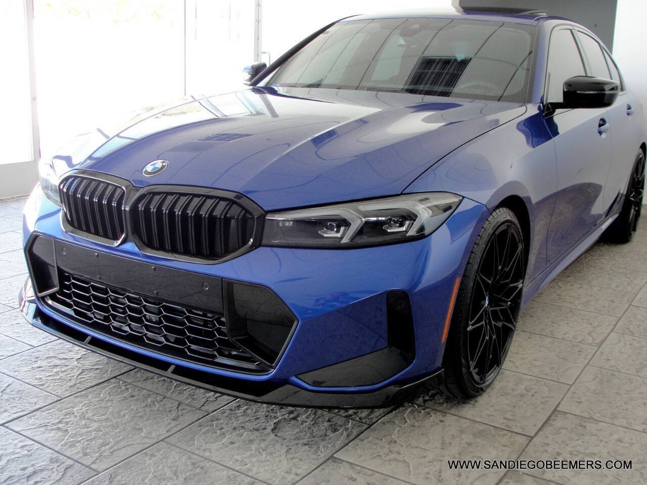 Used 2023 BMW 330i Sedan w/ M Sport Package RWD image 42