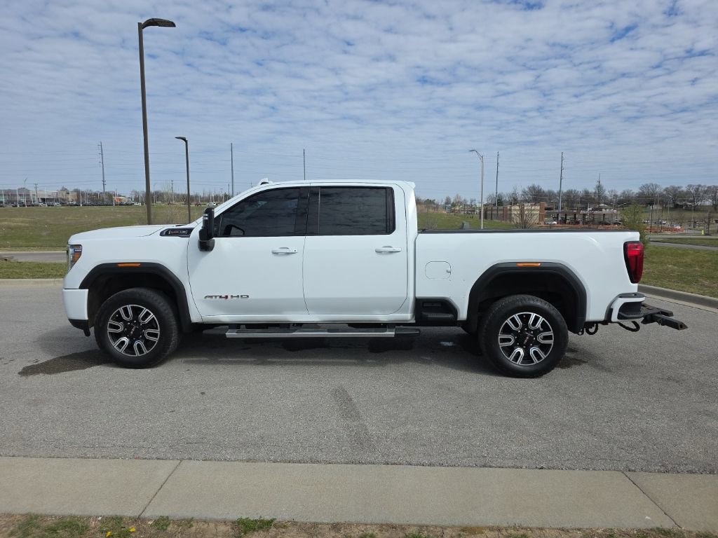 Used 2023 GMC Sierra 2500 AT4 w/ AT4 Preferred Package AWD/4WD image 8