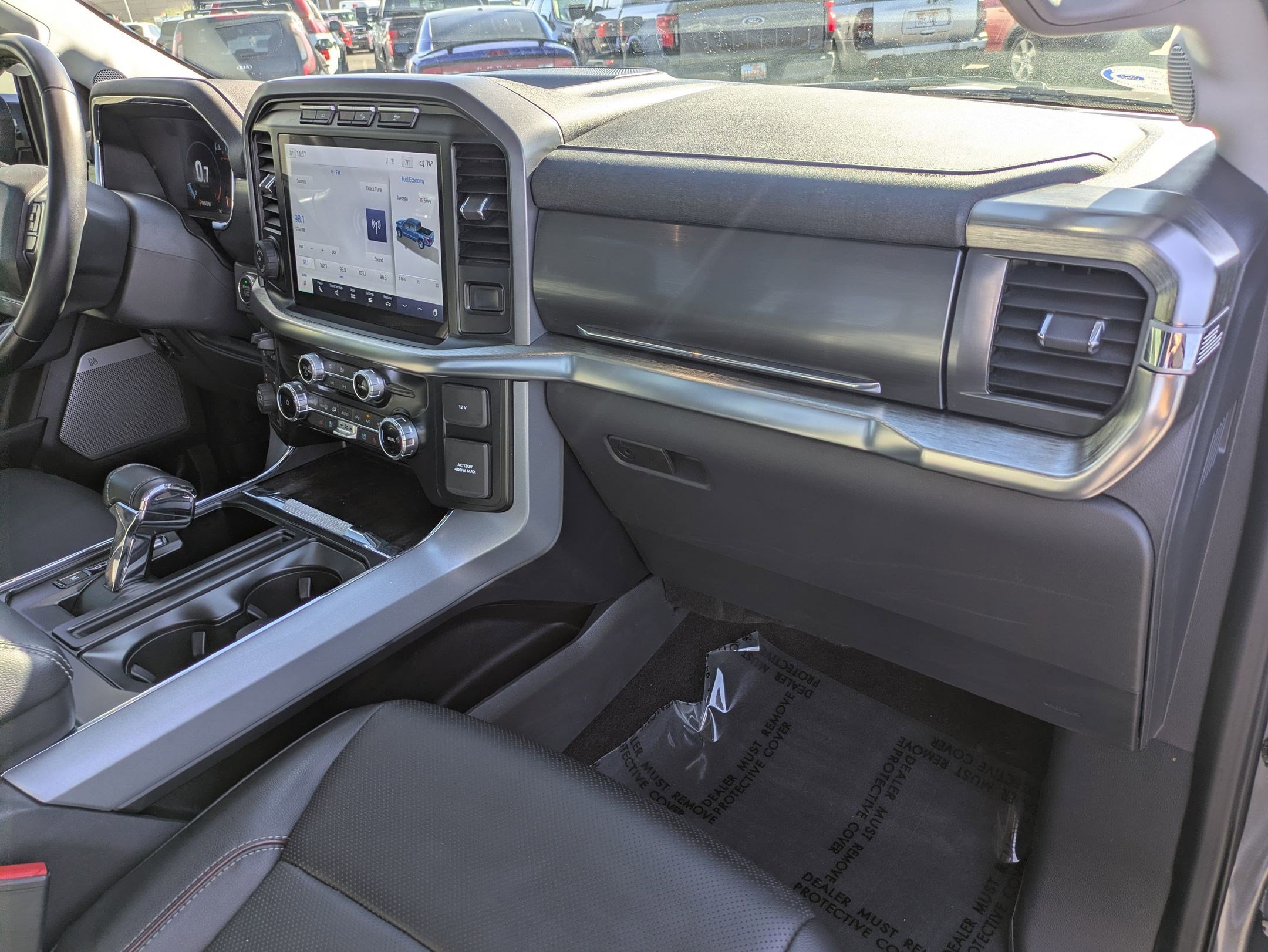 Used 2022 Ford F150 Lariat image 31