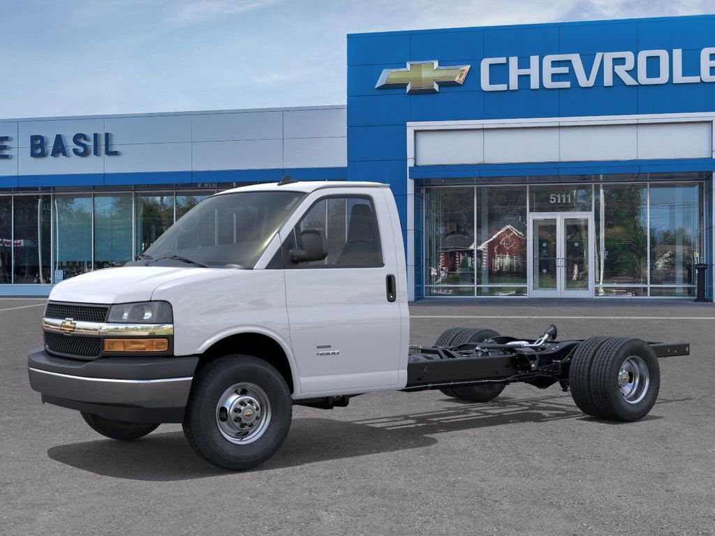 New 2025 Chevrolet Express 3500 w/ Power Convenience Package RWD image 2