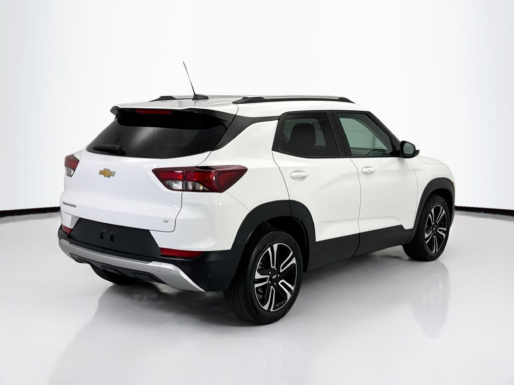 Used 2023 Chevrolet TrailBlazer LT FWD image 5