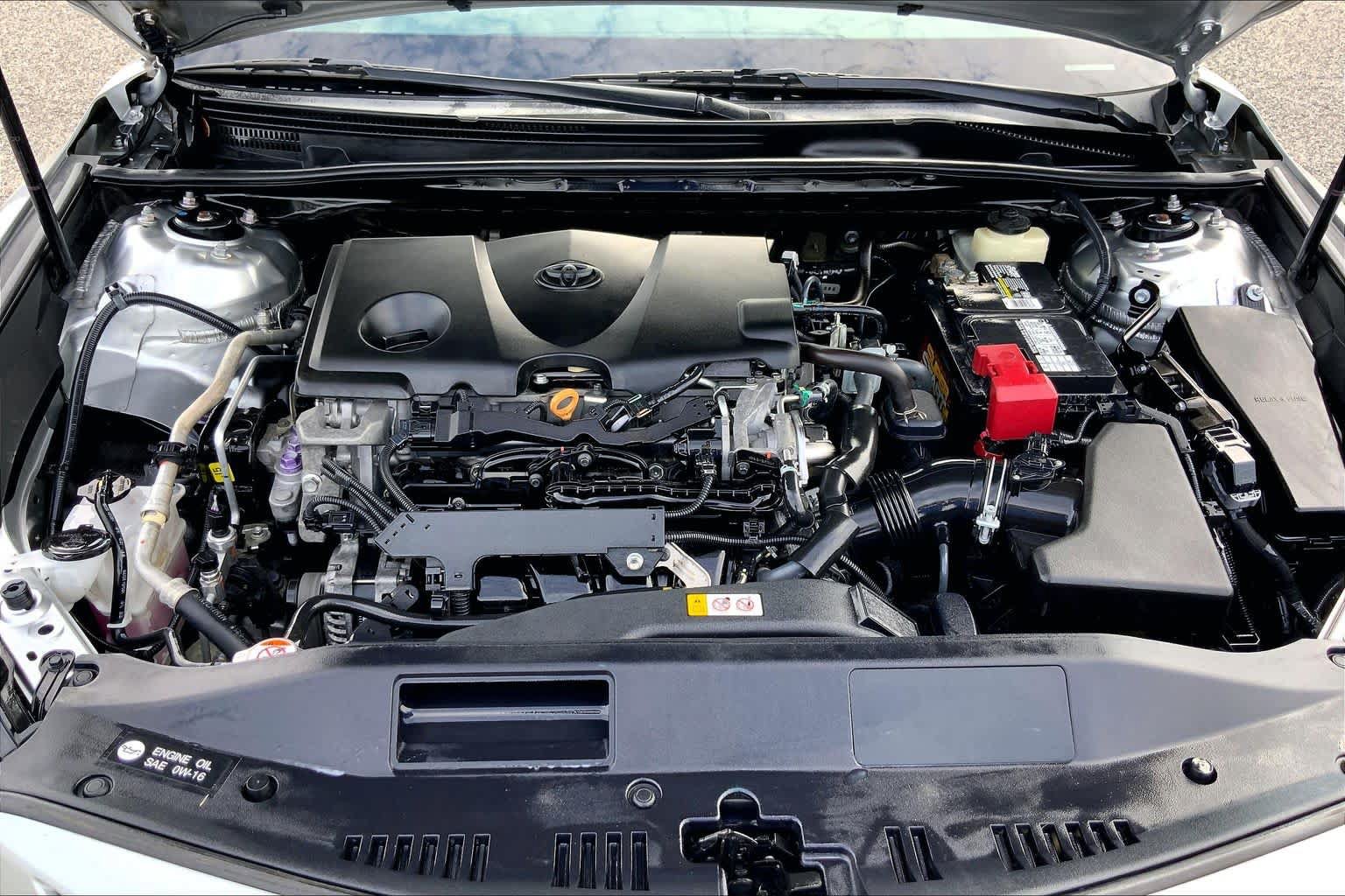 Used 2018 Toyota Camry XSE FWD image 31