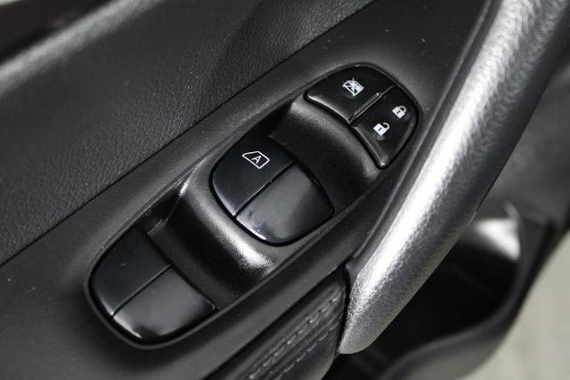 Certified 2021 Nissan Rogue Sport S FWD image 22