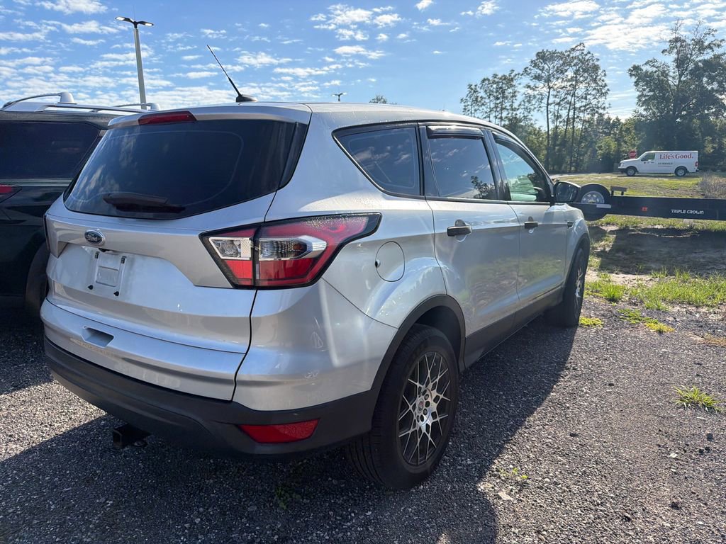 Used 2018 Ford Escape S FWD image 5