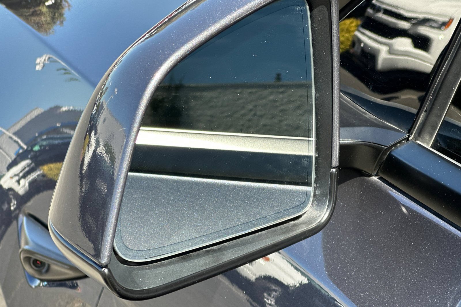 Used 2023 Tesla Model Y Long Range AWD/4WD image 46