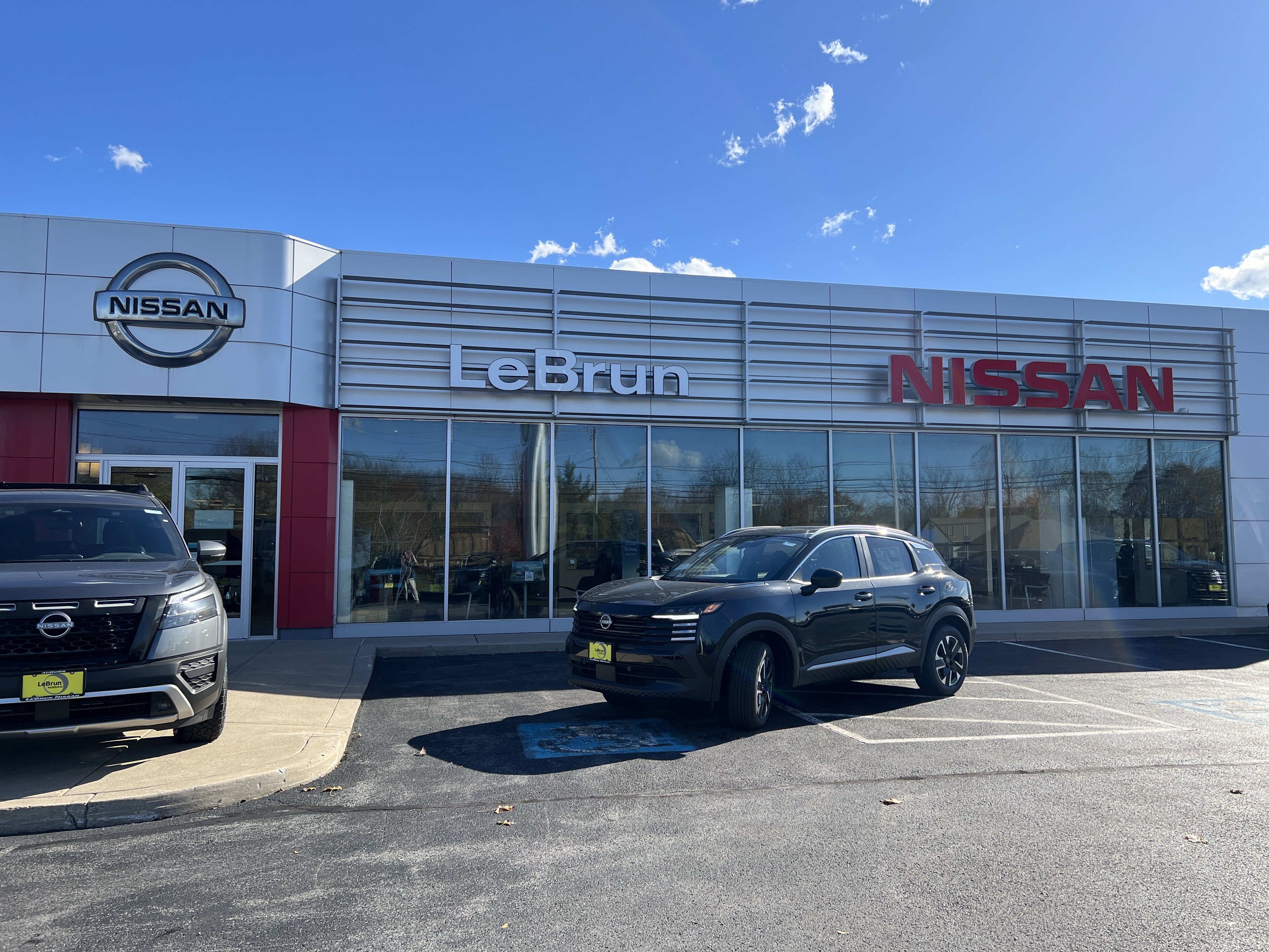 New 2025 Nissan Kicks SV w/ SV Premium Package image 1