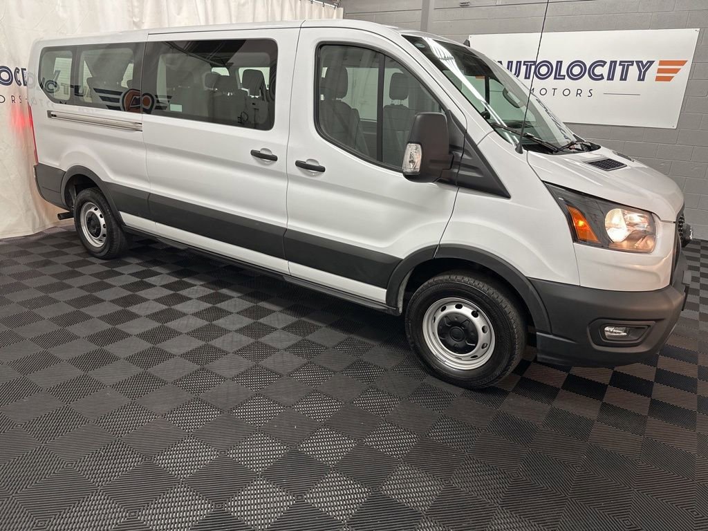 Used 2023 Ford Transit 350 XL image 2