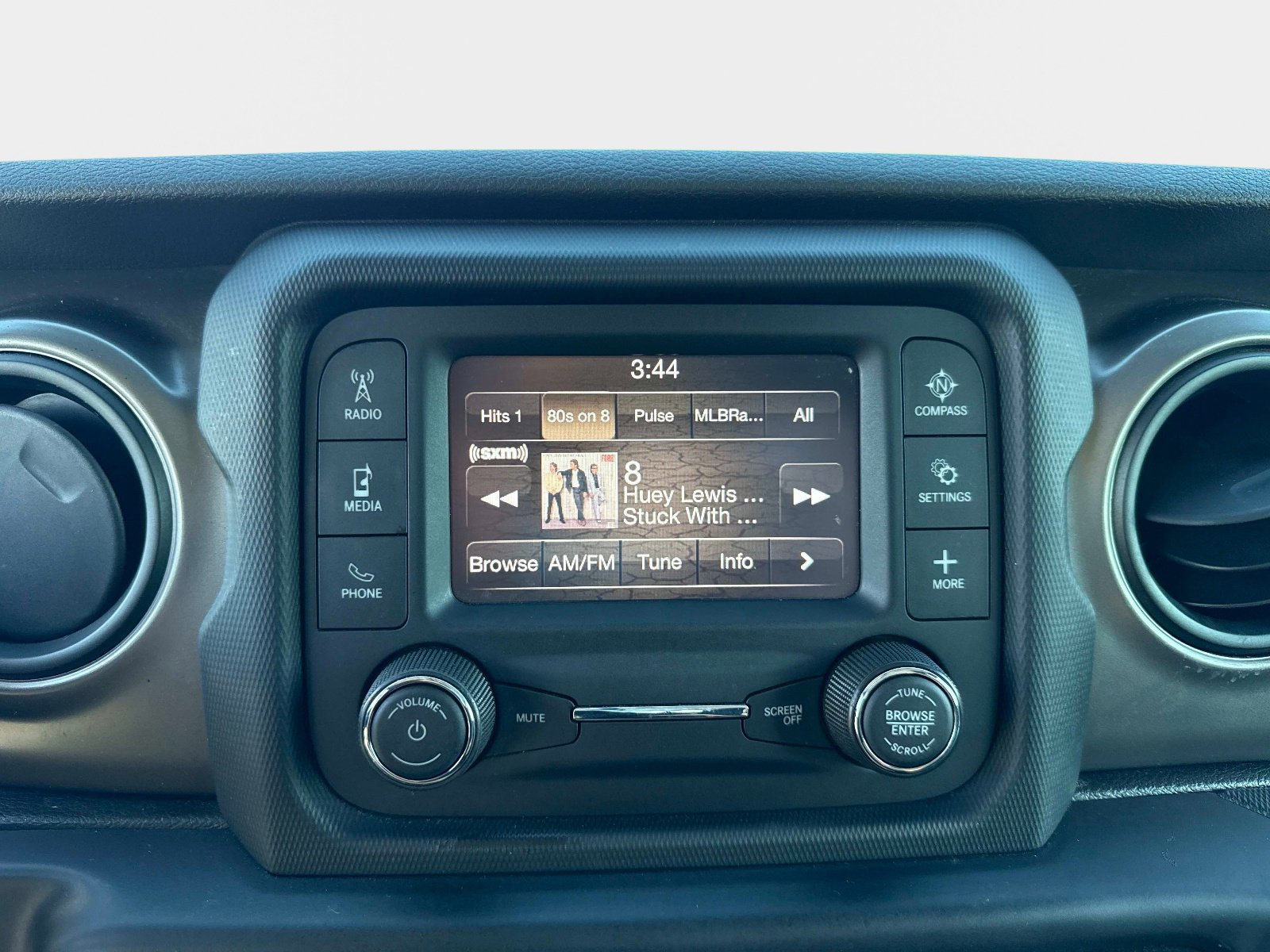 Used 2020 Jeep Gladiator Sport w/ Quick Order Package 24S AWD/4WD image 23