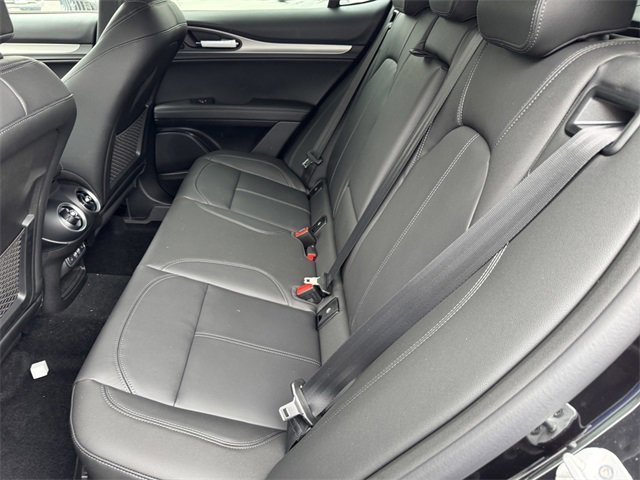 New 2025 Alfa Romeo Stelvio Sprint image 11