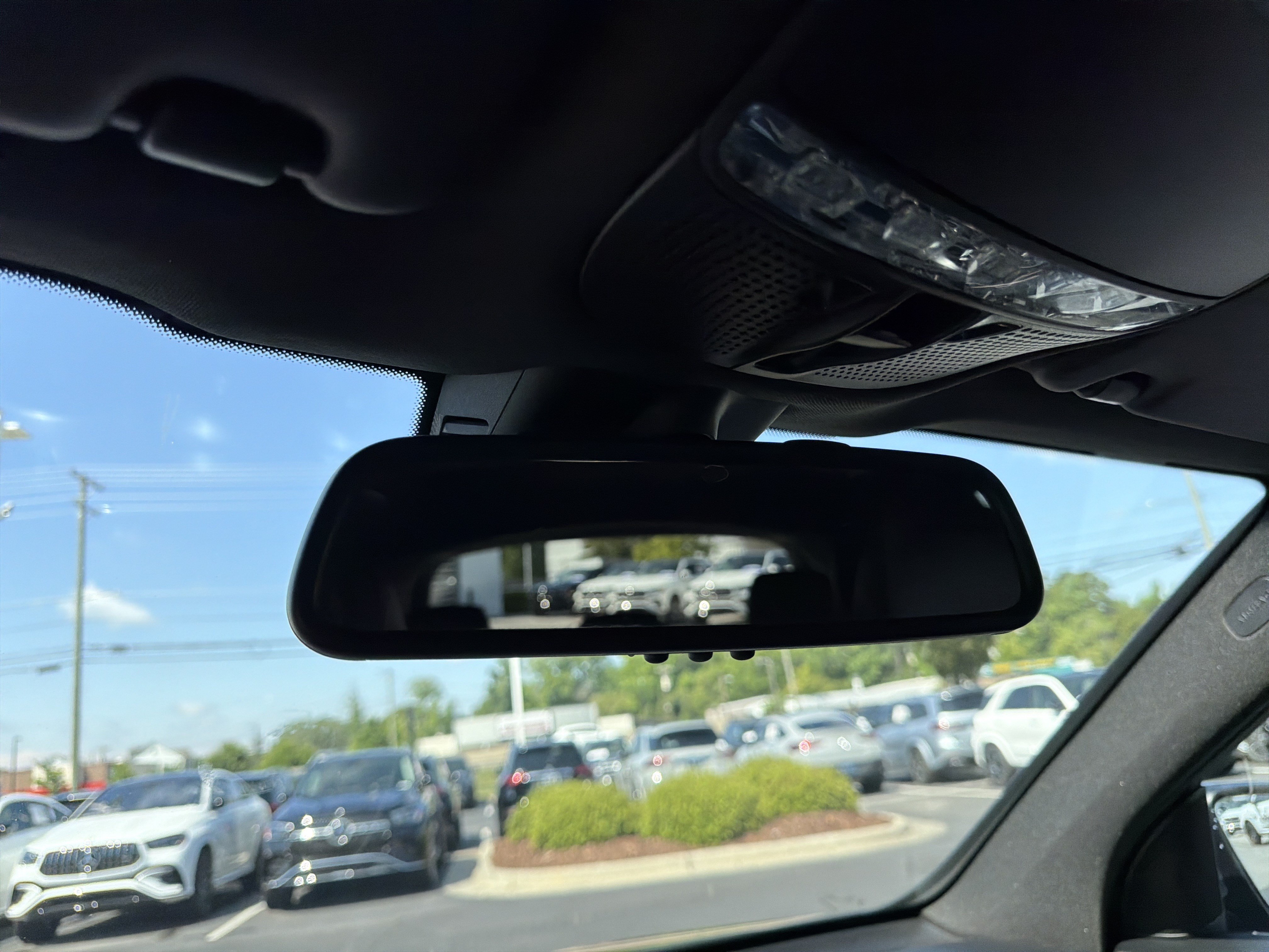 Used 2018 Mercedes-Benz GLC 300 4MATIC image 27