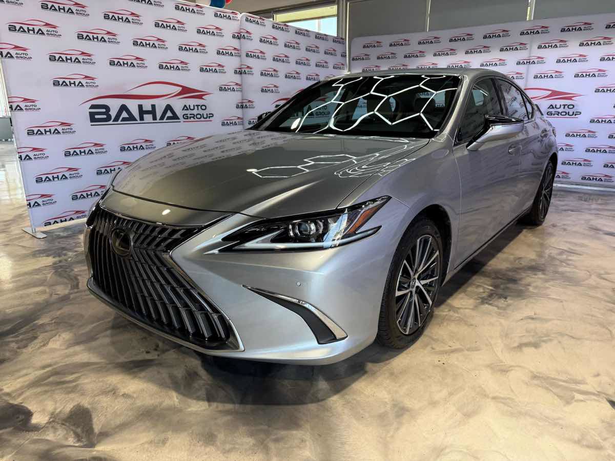 Used 2024 Lexus ES 350 w/ Premium Package FWD image 2