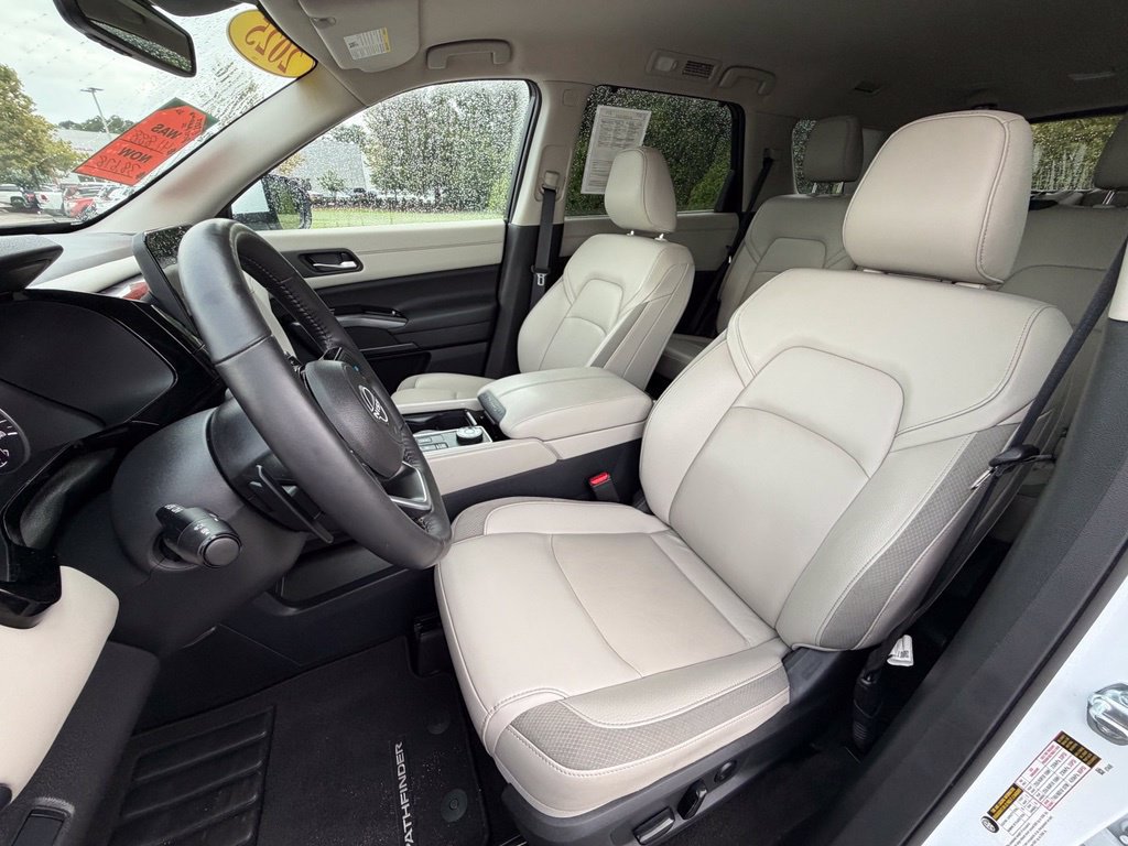 Certified 2025 Nissan Pathfinder SL AWD/4WD image 13