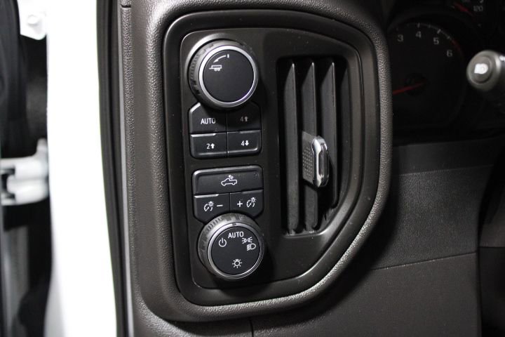 Used 2025 Chevrolet Silverado 1500 Custom Trail Boss w/ Turbomax Blackout Package image 41