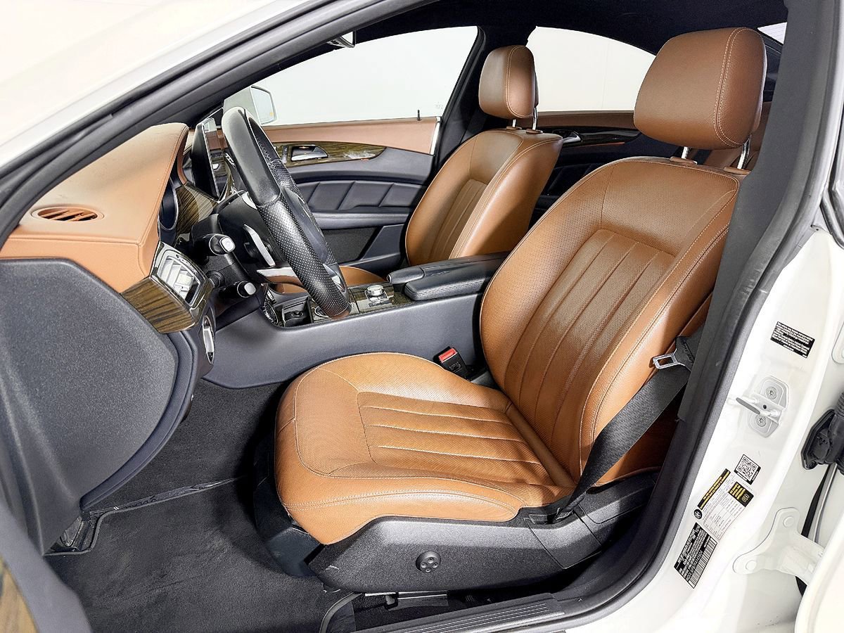 Used 2015 Mercedes-Benz CLS 400 image 33