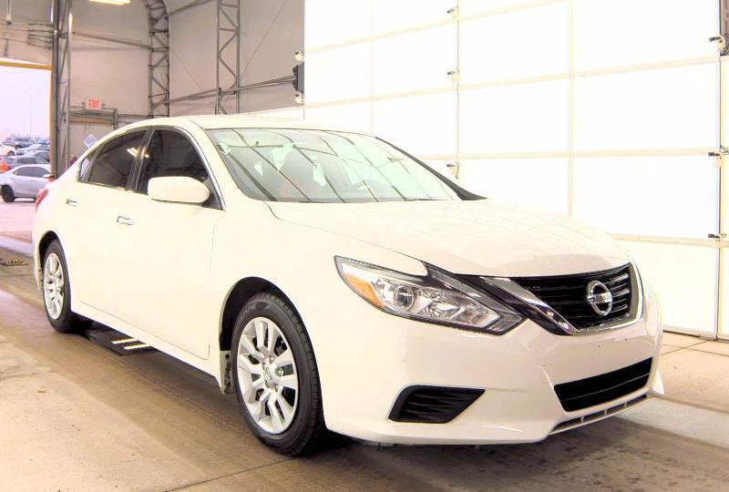 Used 2018 Nissan Altima 2.5 S w/ S Convenience Package image 3