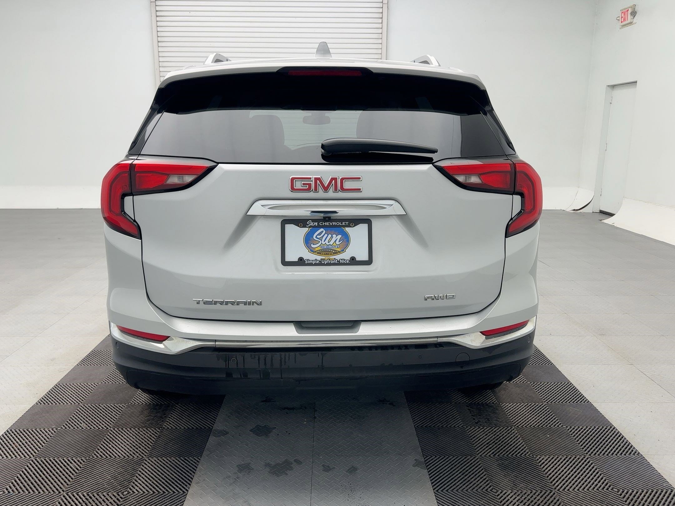 Certified 2018 GMC Terrain SLT w/ Preferred Package image 10