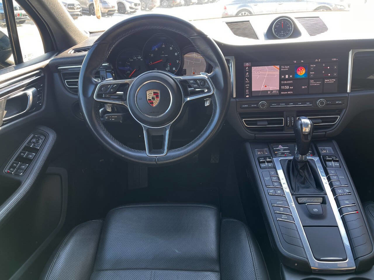 Used 2020 Porsche Macan image 19