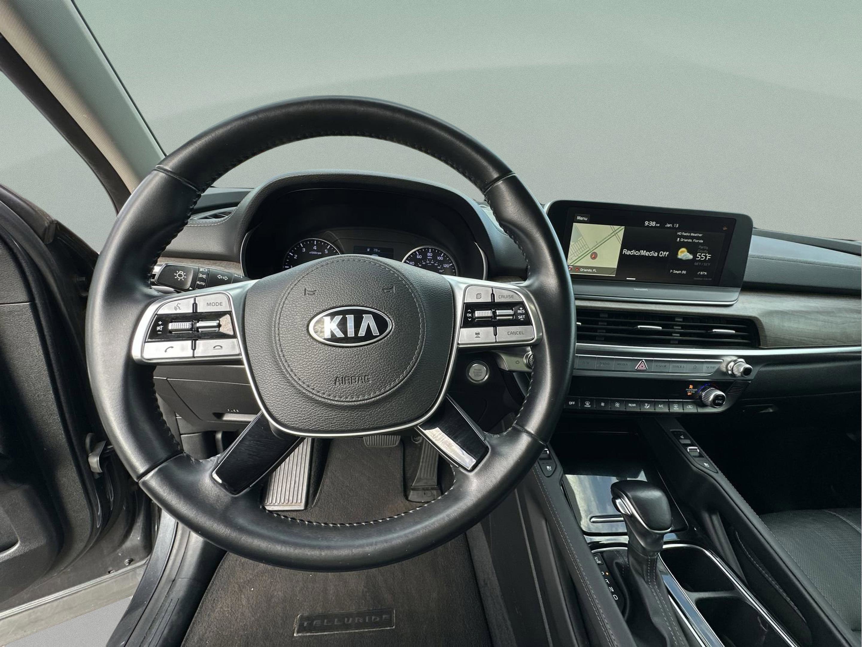 Used 2020 Kia Telluride EX w/ EX Premium Package image 10