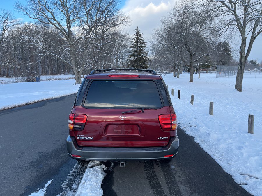 Used 2004 Toyota Sequoia SR5 AWD/4WD image 12
