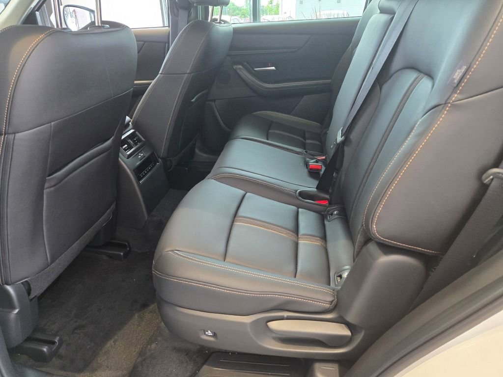 New 2025 MAZDA CX-90 3.3 Turbo w/ Select Package image 13