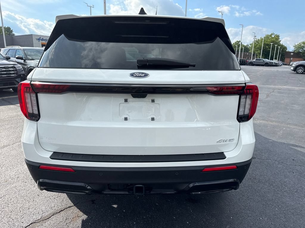 Used 2025 Ford Explorer ST-Line w/ Premium Package AWD/4WD image 8