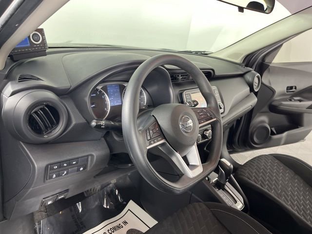 Used 2021 Nissan Kicks S image 20