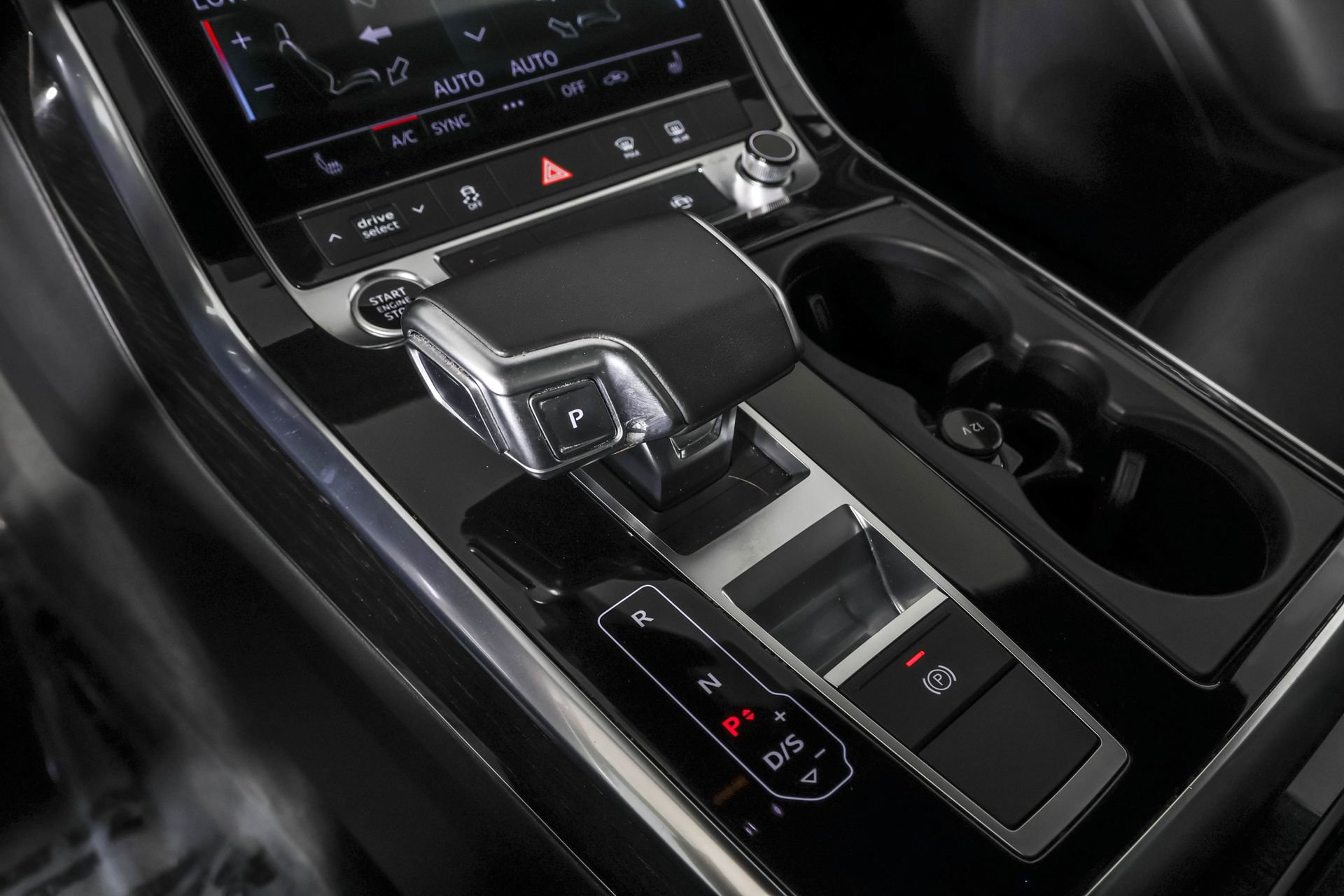 Used 2025 Audi Q7 2.0T Premium image 33