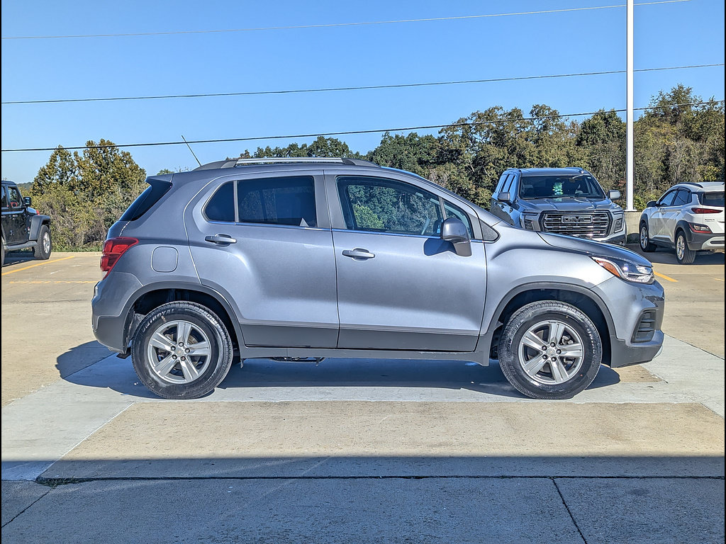 Used 2020 Chevrolet Trax LT AWD/4WD image 6