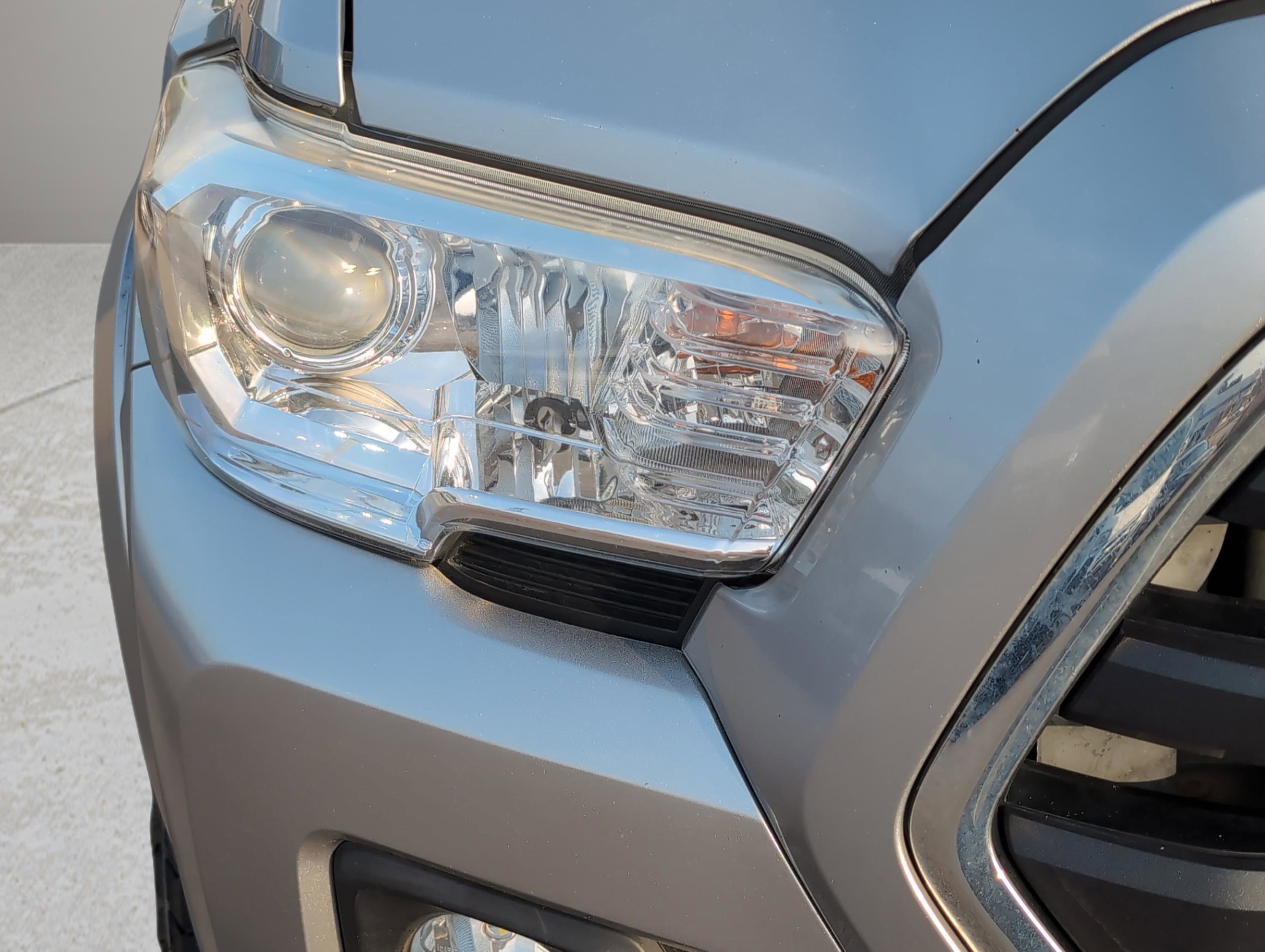 Used 2019 Toyota Tacoma SR5 image 5