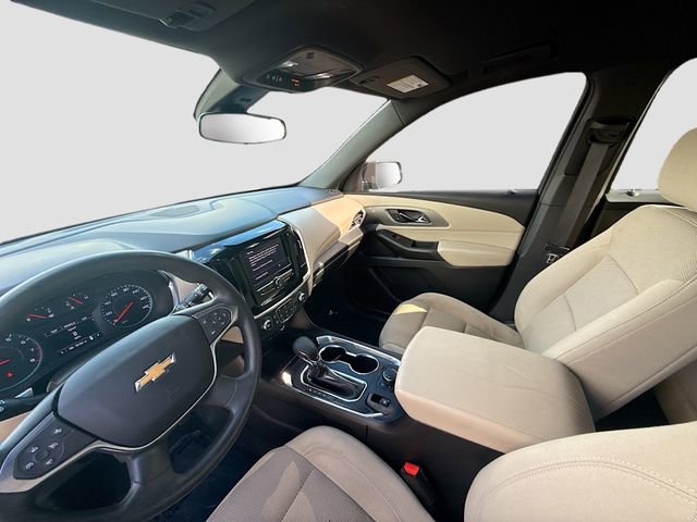 Used 2023 Chevrolet Traverse LS image 20