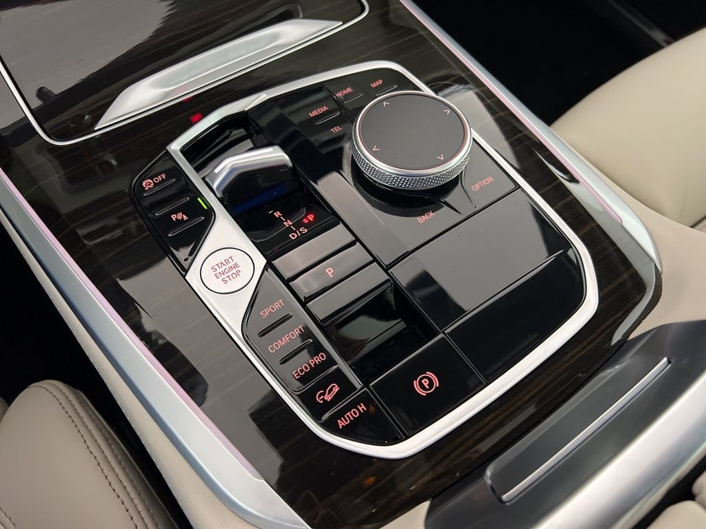 Certified 2024 BMW X5 xDrive40i w/ M Sport Package image 23