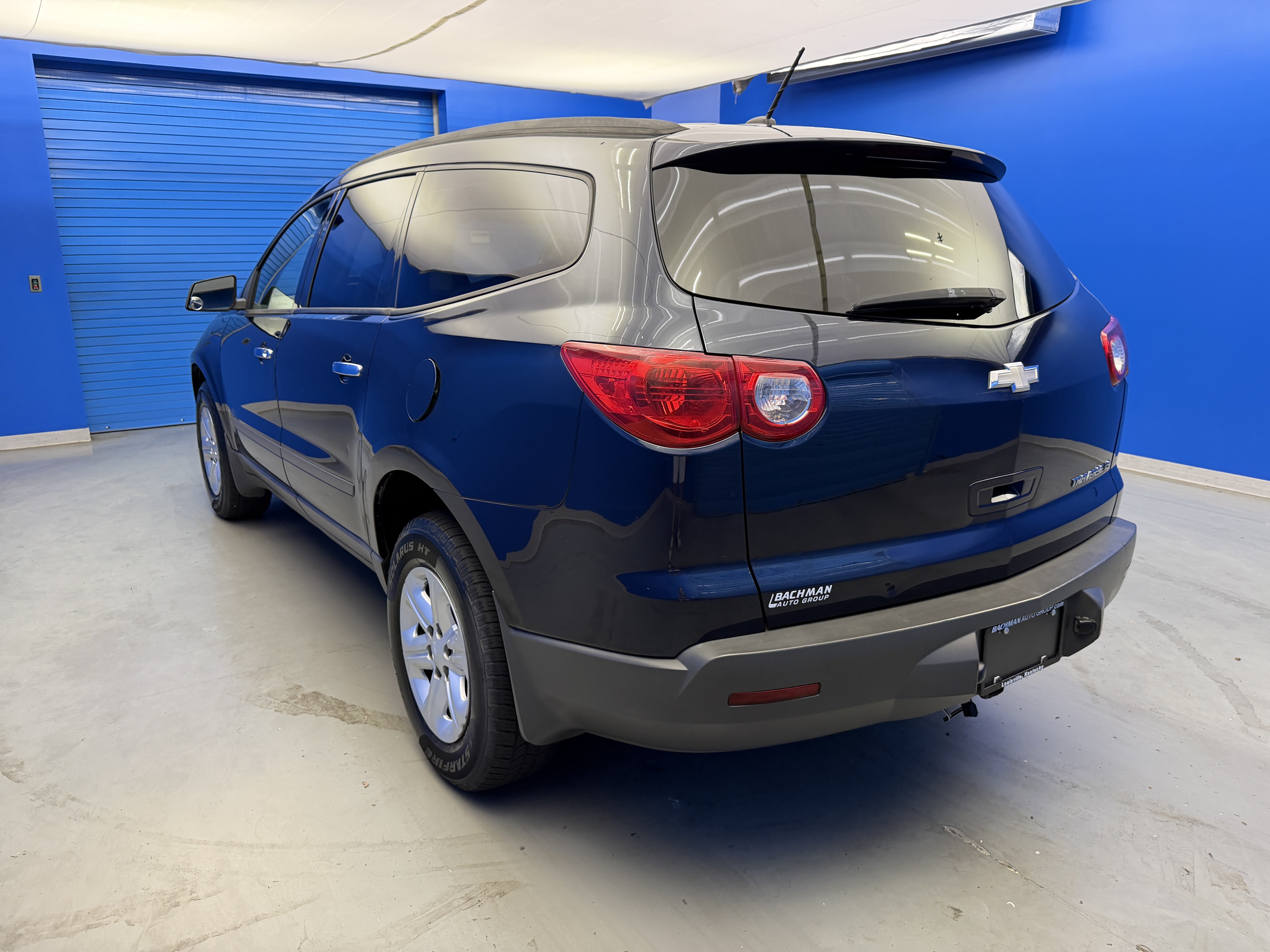 Used 2012 Chevrolet Traverse LS FWD image 5