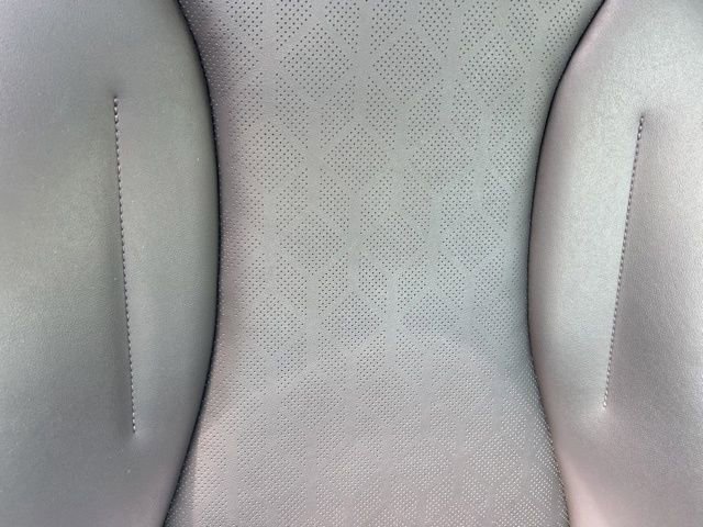 Certified 2024 Kia Carnival LX image 37