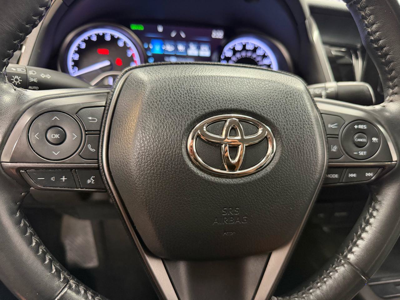 Used 2023 Toyota Camry SE w/ Convenience Package AWD/4WD image 18