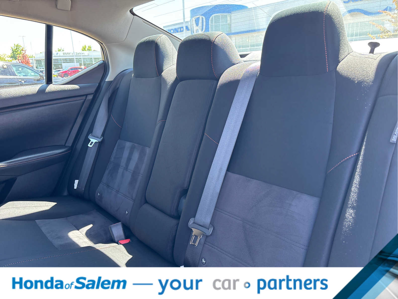 Used 2025 Nissan Sentra SR FWD image 13