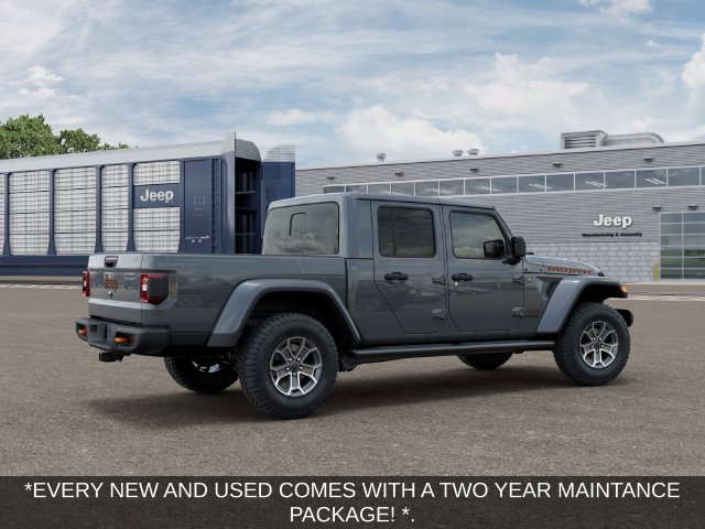 Used 2025 Jeep Gladiator Mojave w/ Convenience Group AWD/4WD image 4